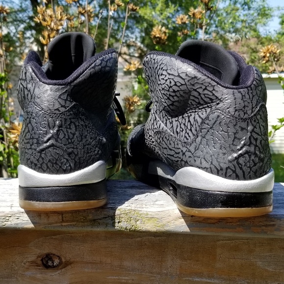 SOLD.....Jordan 3lab5 Black/ Metallic size 11 men - Picture 4 of 6